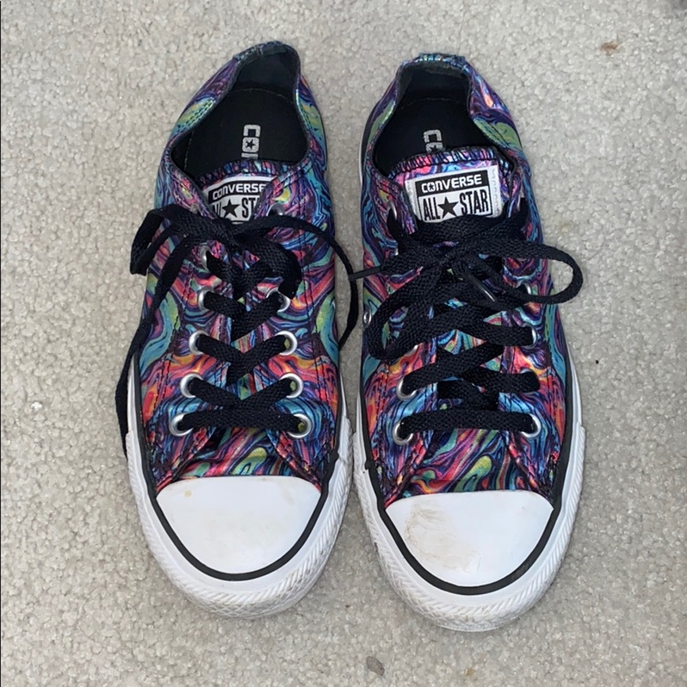 Multi colored low converse